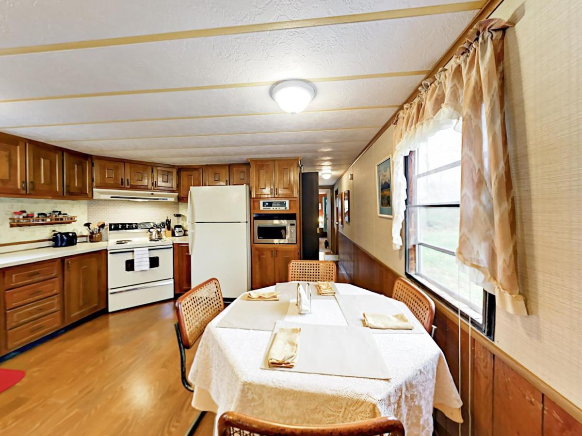 Serenity Views Bungalow - Close To City And Parkway! Villa Weaverville Eksteriør bilde